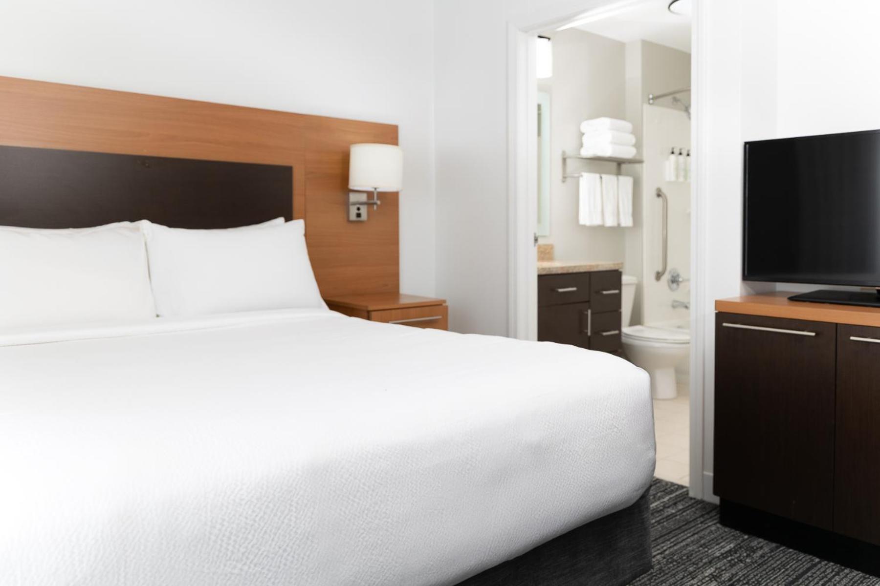 Towneplace Suites By Marriott Erie Kearsarge Exterior photo
